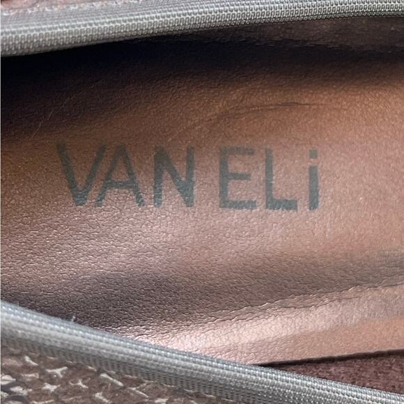 Vaneli Women's Size 7N Copper/Silver Suede Snake Skin Print Slip On Heels - Picture 2 of 11